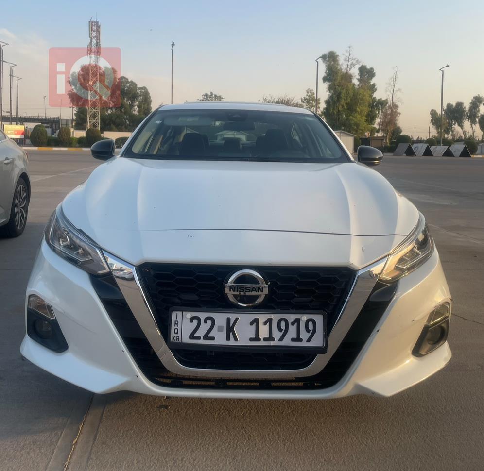 نیسان ئەلتیما